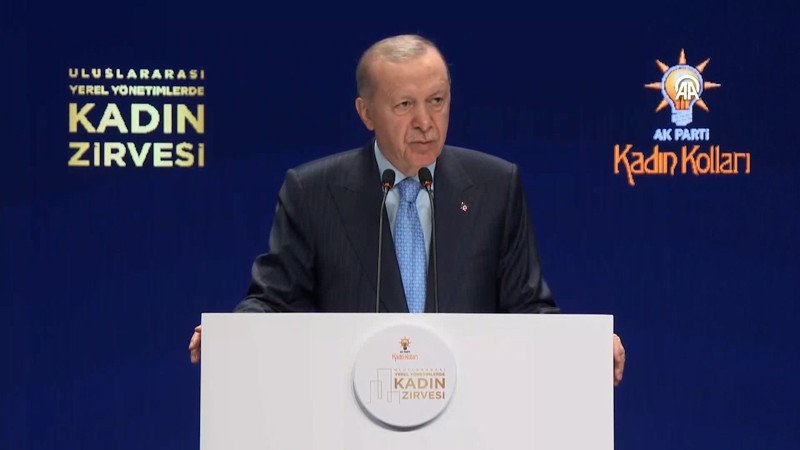 Cumhurbaşkanı Erdoğan: Okullarda, üniversitelerde yürütülen cadı avını nasıl unutabiliriz