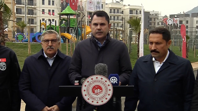 Bakan Kurum: Hatay'da 98 bin konutu teslim ettik