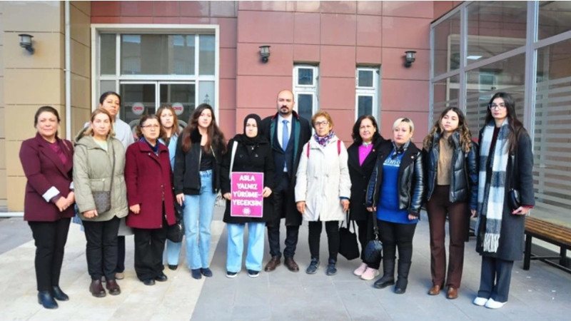 Boşanma aşamasındaki eşi tarafından 5 yerinden bı&#231;aklandı