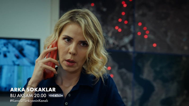 Arka Sokaklar’da kaosun ortasında tatlı kavga