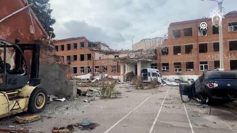 Rusya’nın Kursk bölgesinde şiddetli çatışmaların ardından oluşan hasar görüntülendi