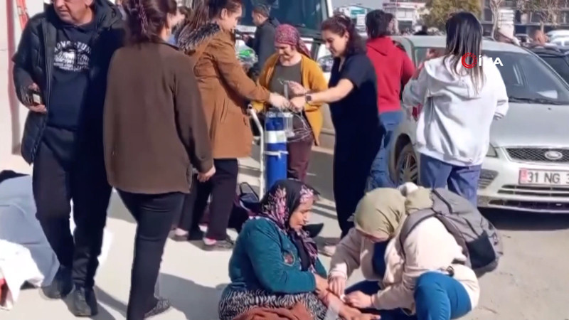 Canlı bombayım' dedi, ortalık karıştı! Hastanede büyük panik!