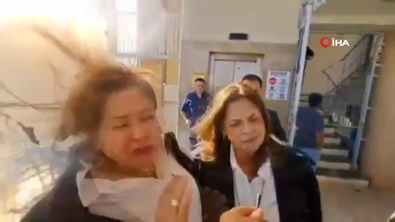 Honduras'ta milletvekiline Kongre önünde patlayıcı madde isabet etti