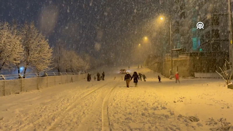 Yozgat'ta eğitime kar engeli