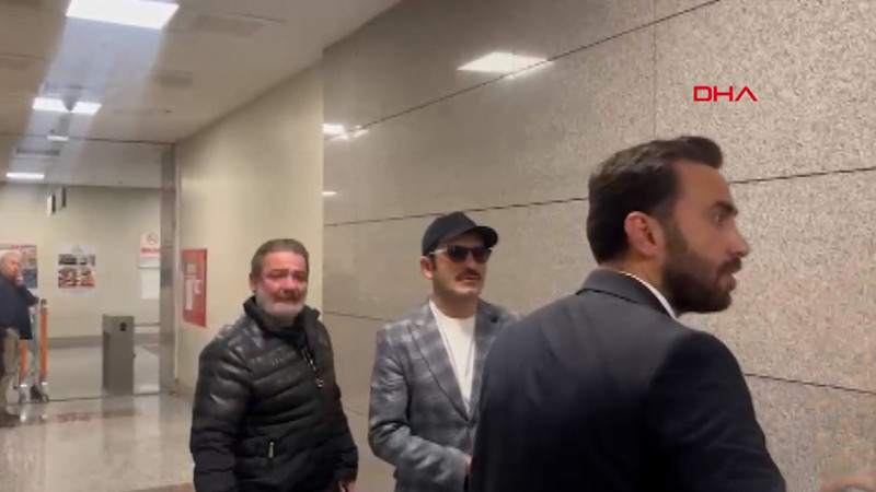 Oyuncu Ufuk Bayraktar 'yağma' suçundan hakim karşısına çıktı