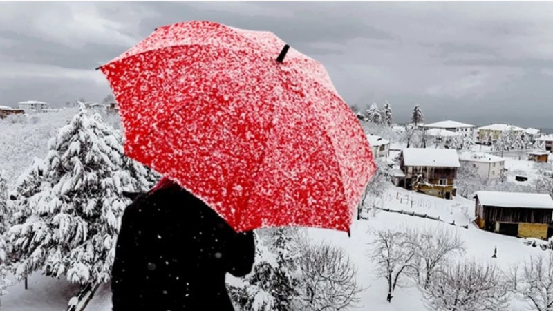Meteoroloji bölge bölge uyardı: Kuvvetli yağış, kar, buzlanma ve çığ tehlikesi uyarısı! İstanbul'a karla karışık yağmur geliyor