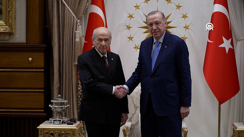 Cumhurbaşkanı Erdoğan, MHP Genel Başkanı Bahçeli'yi kabul etti