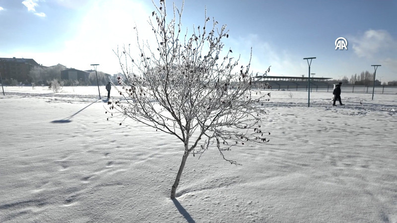 Kars'ta soğuk hava etkili oluyor