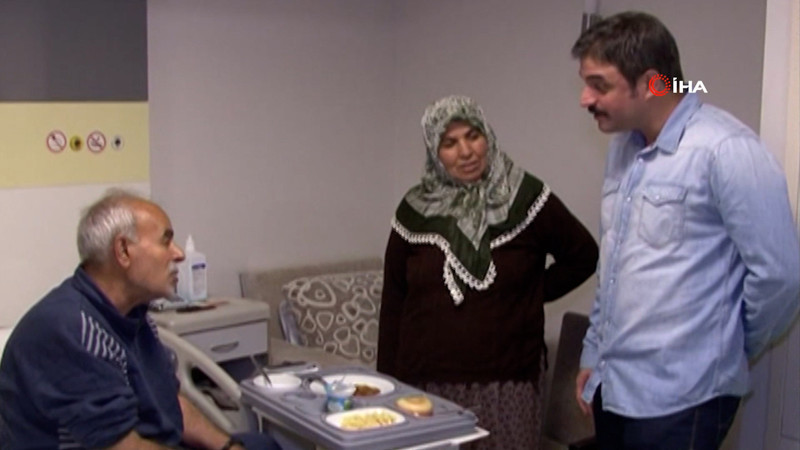 Ufuk Özkan'ın, yıllar önce organ nakli bölümünde hastalarla bir araya geldiği görüntüler ortaya çıktı