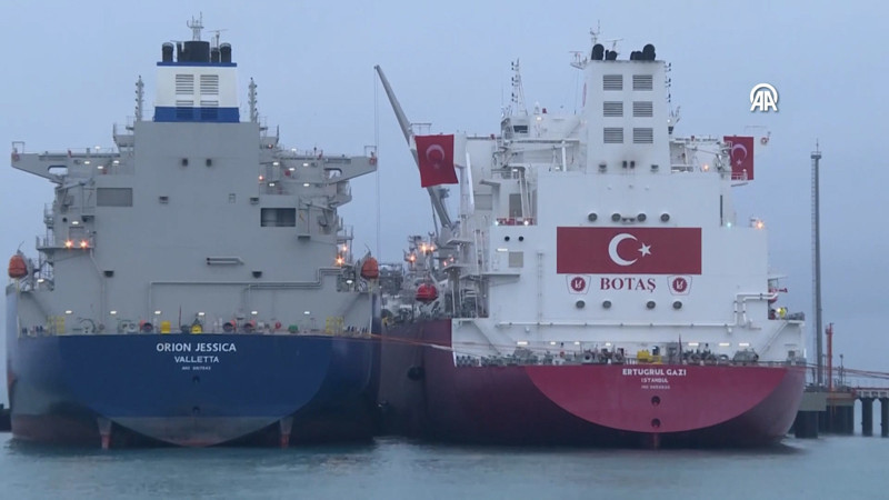 Enerji ve Tabii Kaynaklar Bakanı Bayraktar, BOTAŞ Dörtyol Terminali'nde konuştu