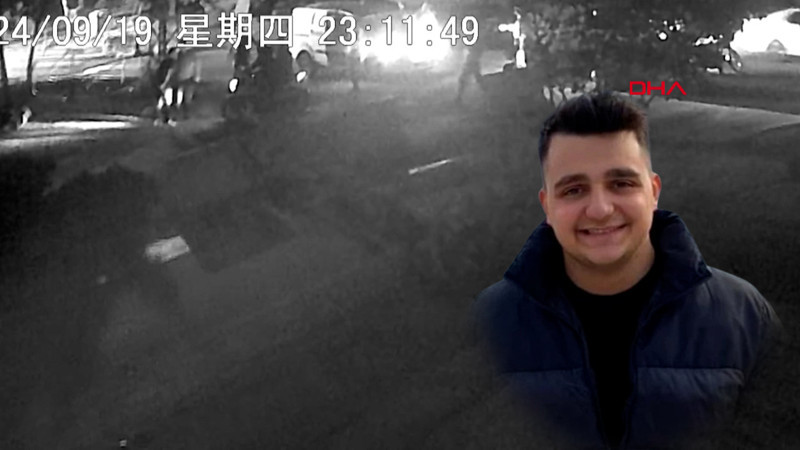 8 bıçak darbesiyle öldürülen Batuhan’ın annesi mezarı başında adalet istedi