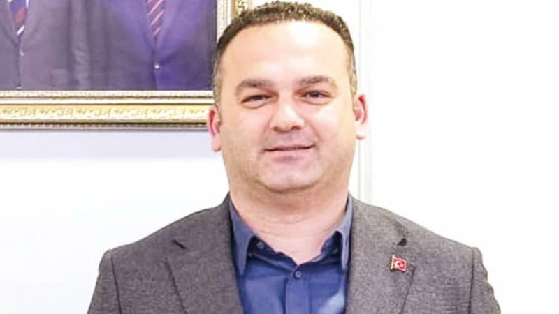 ‘Taciz’den tutuklanan başkana CHP’den ihraç