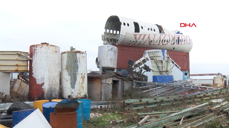 80 bin TL'ye alıp 7 parça halinde TIR'larla taşıdığı Boeing 747’yi 2,5 milyon TL'den satışa çıkardı