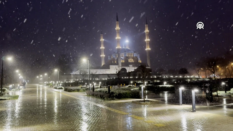 Edirne'de kar yağışı başladı