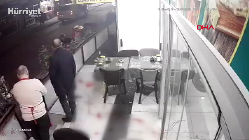 Restorana düzenlenen silahlı saldırının görüntüleri ortaya çıktı