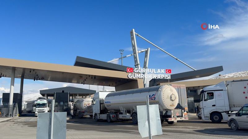 İran'da saldırılar sürerken sınırda sessizlik hakim