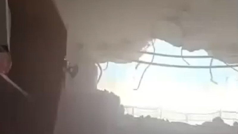 İran füzesi Tel Aviv merkezine düştü