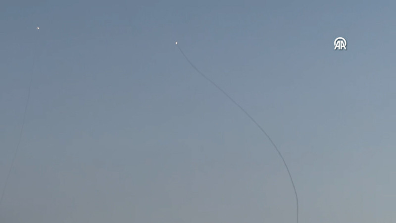 İran'dan ateşlenen füzeler Beytüllahim semalarında görüntülendi