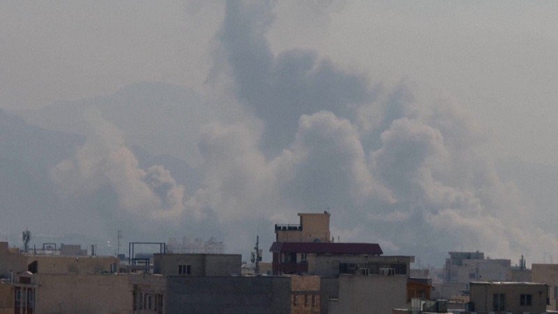 Tahran'da hava saldırıları devam ediyor