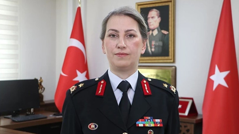 Jandarmanın ikinci kadın generali Gülden Mat Şakir: Kadınlar en zor askeri görevleri başarabilir