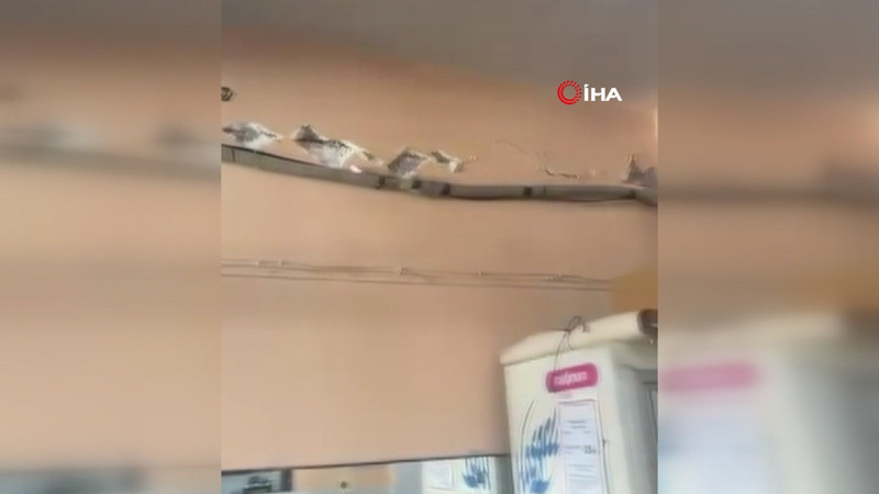 Denizli'de 5.1 büyüklüğündeki depremde çatlaklar oluştu