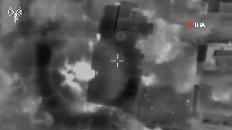 İsrail, Lübnan’daki Hizbullah karargahlarına yapılan saldırıların görüntülerini yayınladı