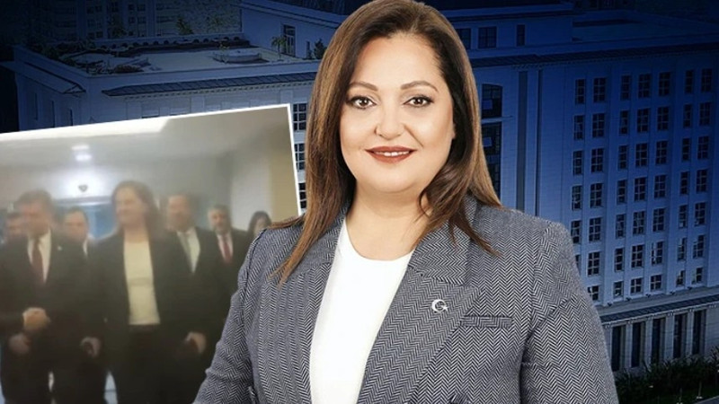 Afyonkarahisar Belediye Başkanı Burcu Köksal AK Parti'de