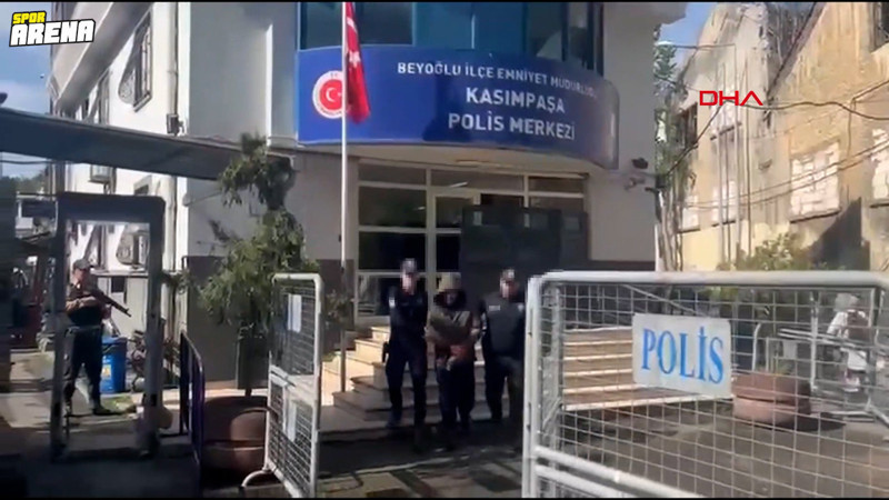 Galatasaraylı futbolcu Lucas Torreira'ya yapılan saldırıya ait yeni görüntüler ortaya çıktı