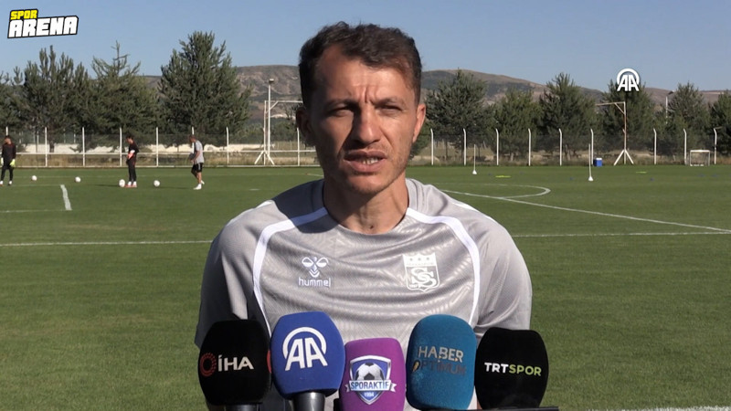 Sivasspor'un yardımcı antrenörü Ziya Erdal çok mutlu