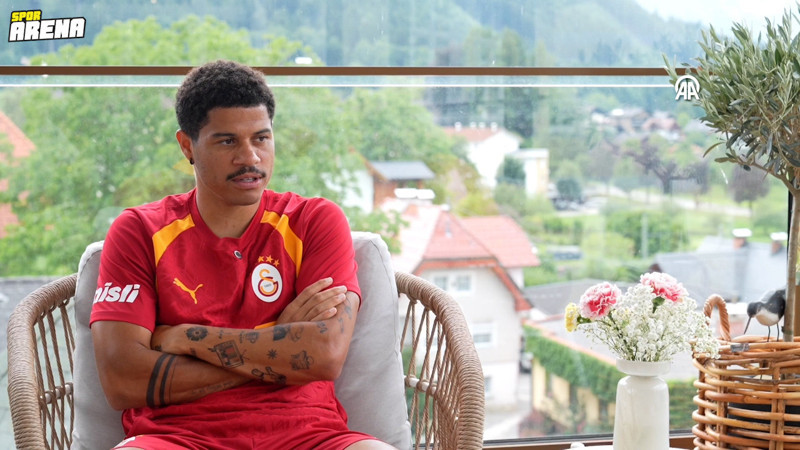 Galatasaray'da Gabriel Sara'dan transfer açıklaması: 'Premier Lig'de oynama hayalim var!'