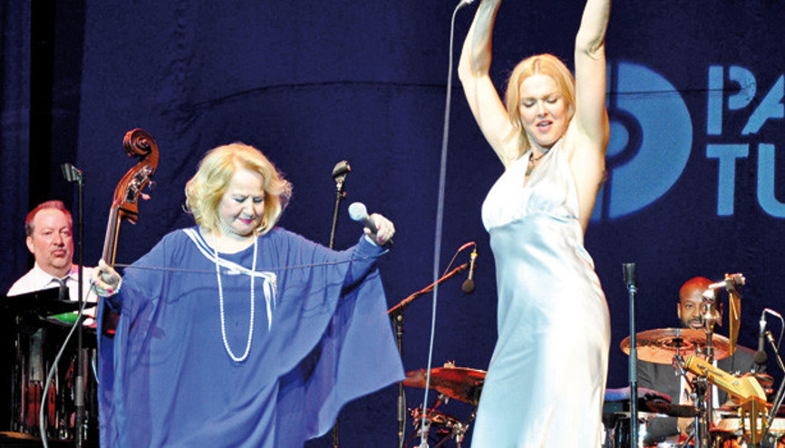 Pink Martini Yeşilçam gecesinde sahne aldı
