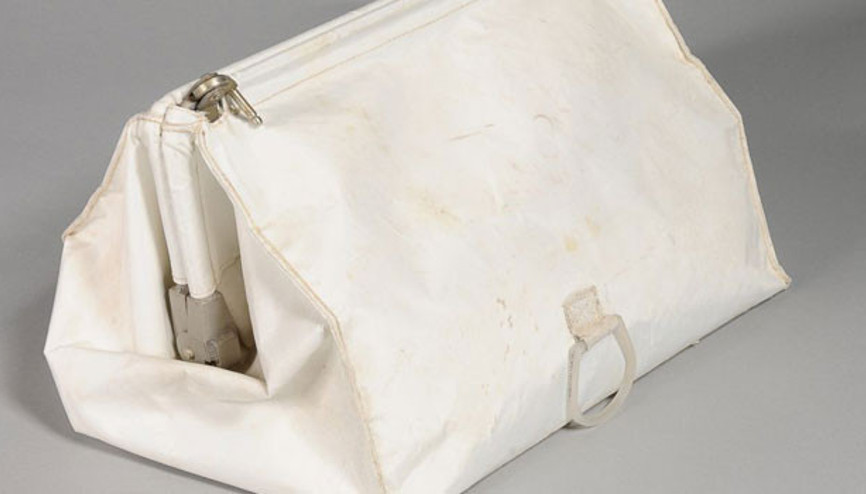 Neil Armstrong için küçük, eşi için büyük bir adım