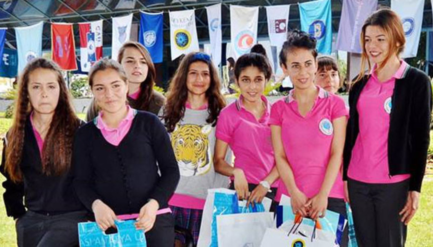 Antalya’da adaylar için üniversite tanıtım günleri