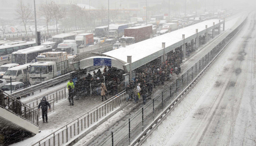 Meteorolojiden kar yağışı uyarısı... Hafta sonu hava durumu nasıl olacak Meteorolojiden kar yağışı uyarısı... Hafta sonu hava durumu nasıl olacak