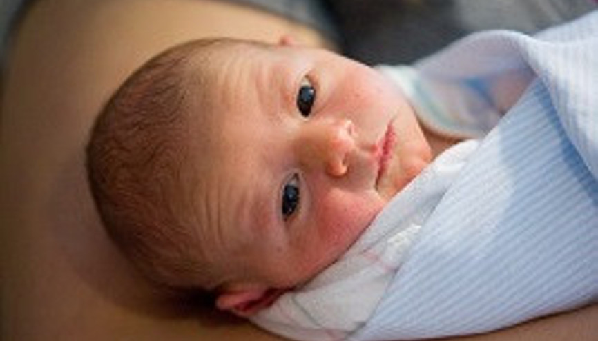 Havada doğum yaptı