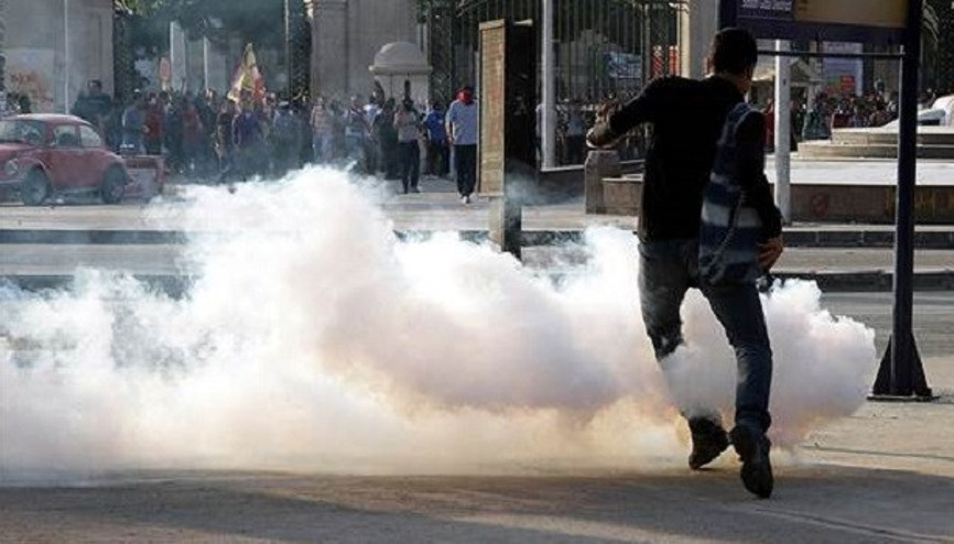 Sabah 7 Hareketi üyelerinin cezalandırılması protestosuna polis müdahalesi
