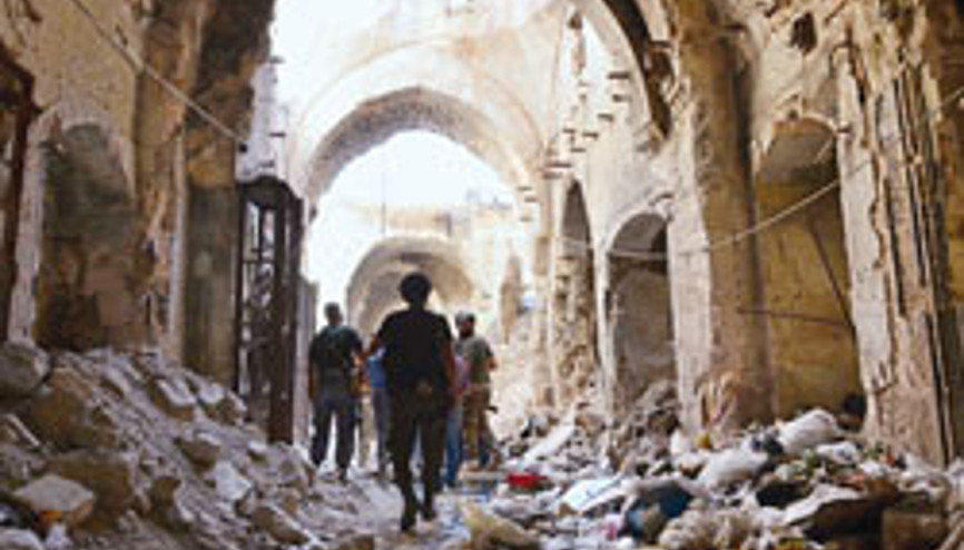 İçsavaş Halep’teki Emevi Camisi’nde