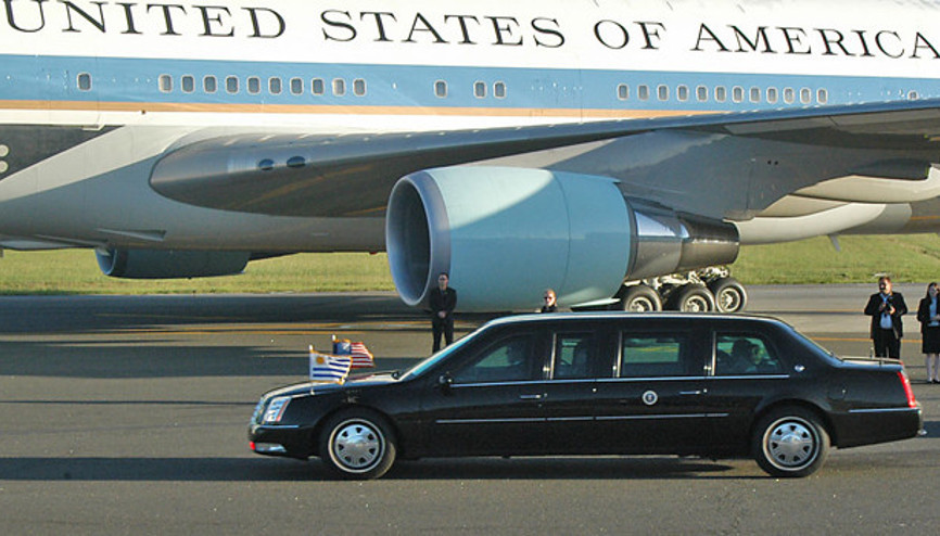 Bidenın kalabalık ekibi Lefkoşada yer bulamadı