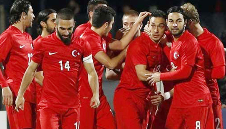 Türkiye-Hollanda maçının biletleri tükendi