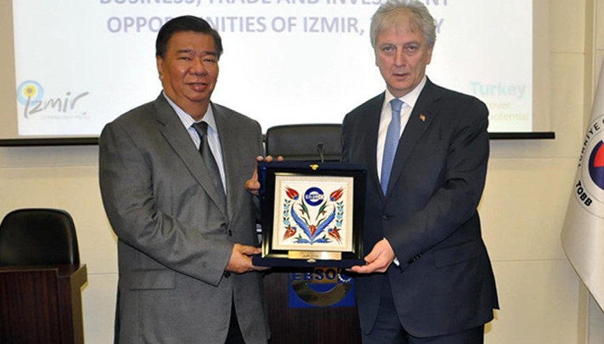 Filipinli heyet Yorgancıları ziyaret etti Filipinli heyet Yorgancıları ziyaret etti