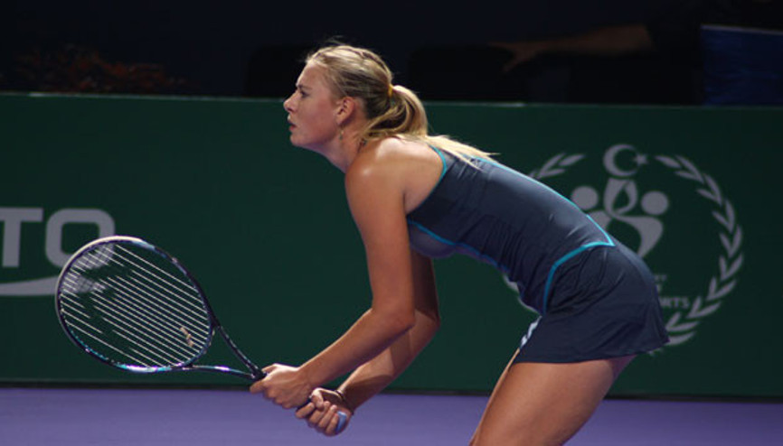 Sharapova Kanepi’ye uzandı