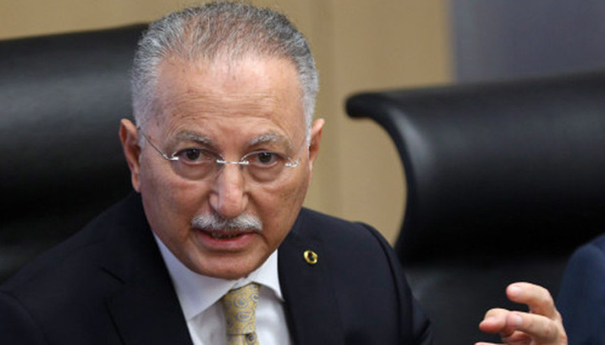 Ekmeleddin İhsanoğlu: Aktif cumhurbaşkanı ile demokrasi olmaz