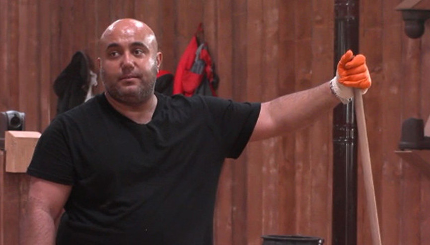 Ütopya internetten canlı yayına başladı