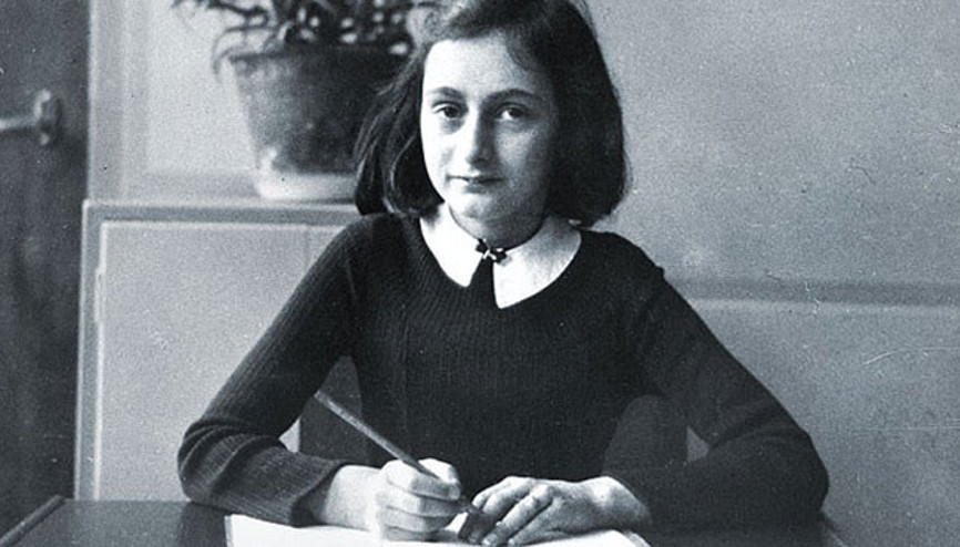 Anne Frankin arkadaşı anlatıyor:Onu kampta gördüm, üzerinde sadece battaniye vardı