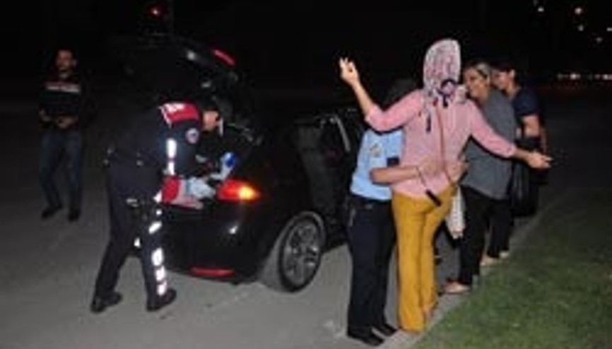 Adanada Başbakanın gelişi öncesi geniş çaplı uygulama