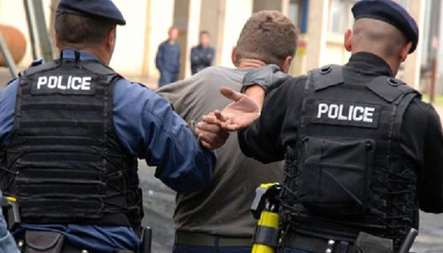 Priştine Havalimanında bir Türk gözaltına alındı