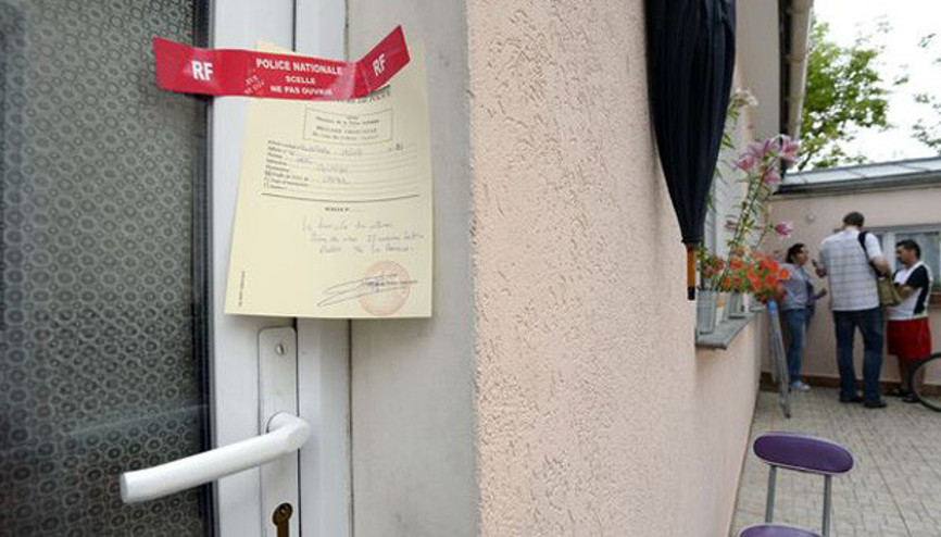 Pariste vahşet: Hamile anne ve iki çocuğu öldürüldü