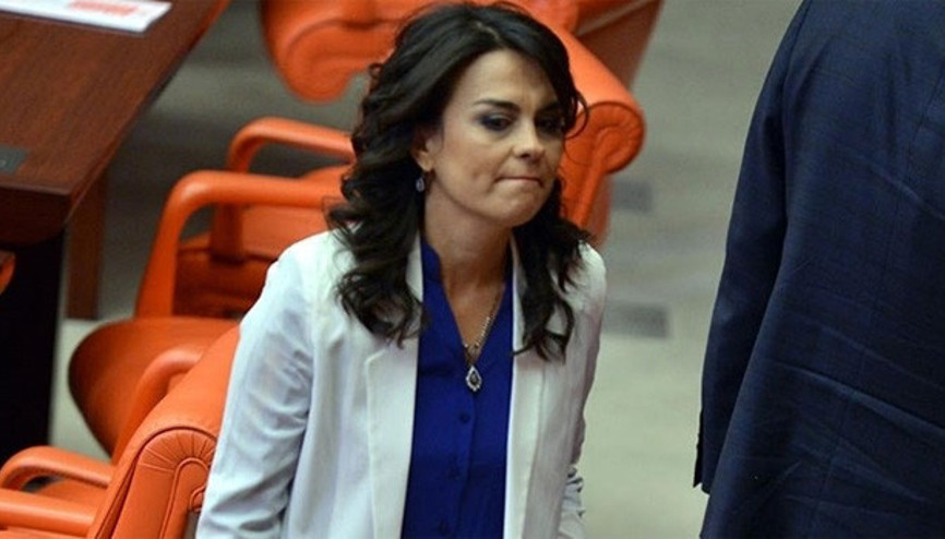 90 yıllık reklam arası bitti diyen Tülay Babuşçu listede yok