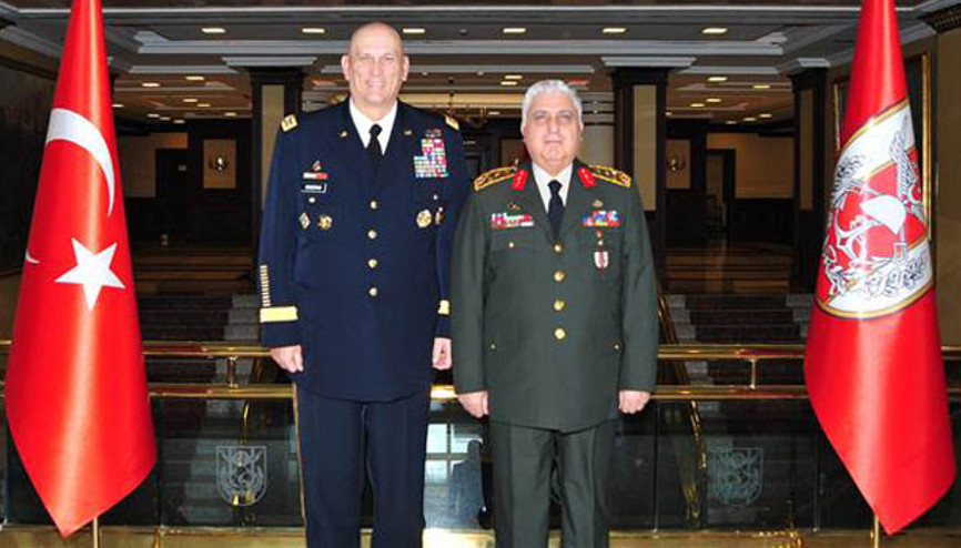 Çuvalcı general sessiz sedasız geldi, Org. Özelle görüştü