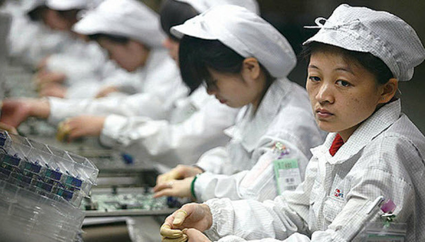 Robotlar Foxconnu işgal ediyor, işçiler için işsizlik tehlikesi kapıda